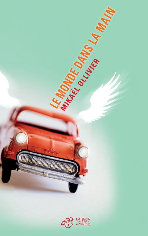 Le monde dans la main 9782364740112