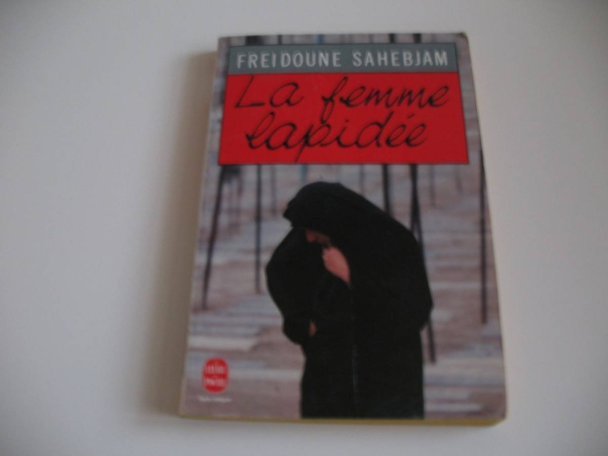 La femme lapidée 9782253059912