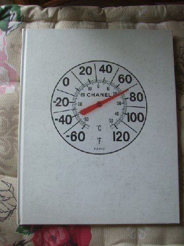 Collection Printemps-Eté 1996, Chanel Boutique.