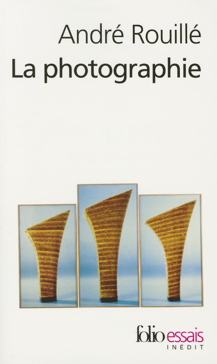 La Photographie: Entre document et art contemporain 9782070317684
