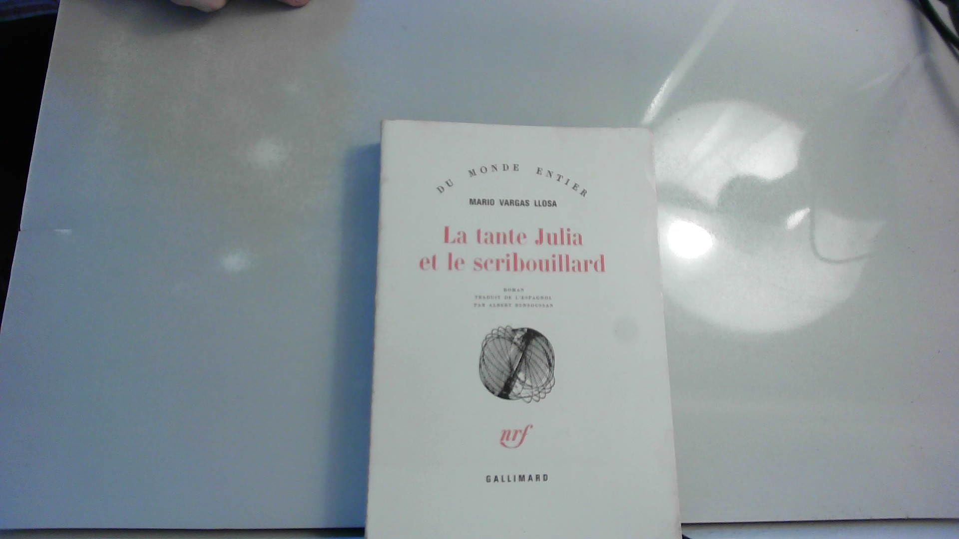 La tante Julia et le scribouillard 9782070289387