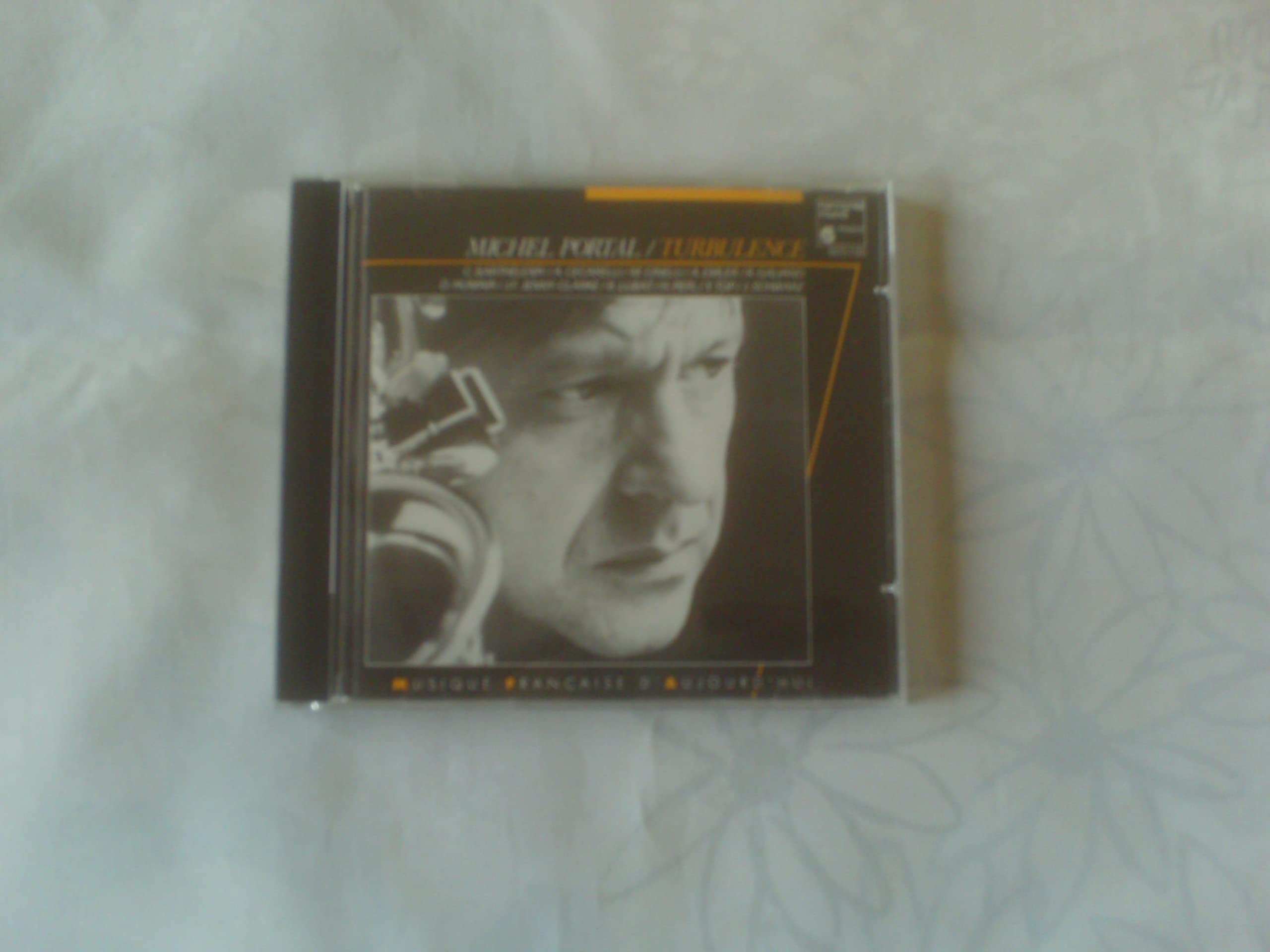 Turbulence 3149021351863