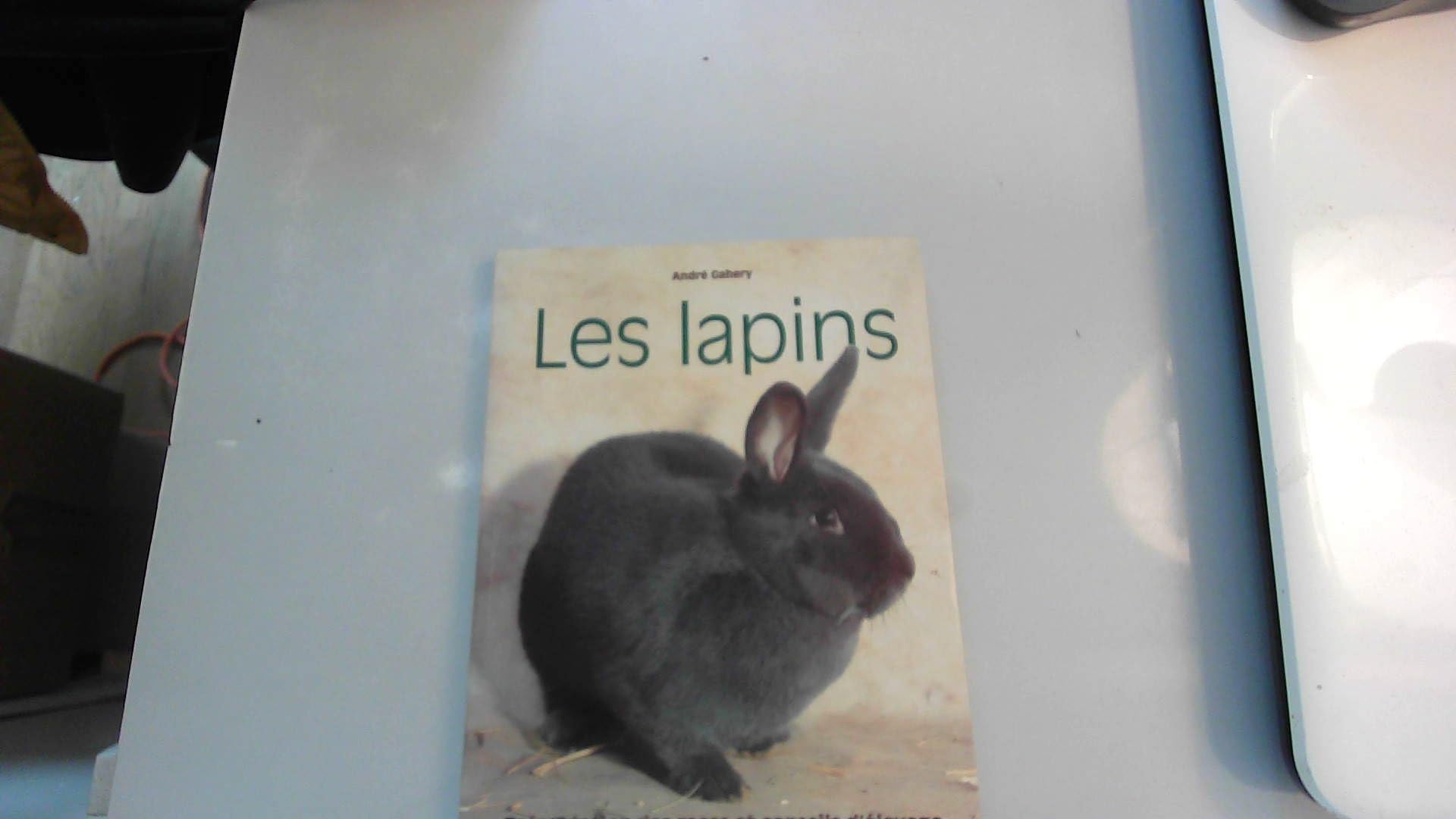 Les Lapins. Présentation des races et conseils d'élevage 9782840380658