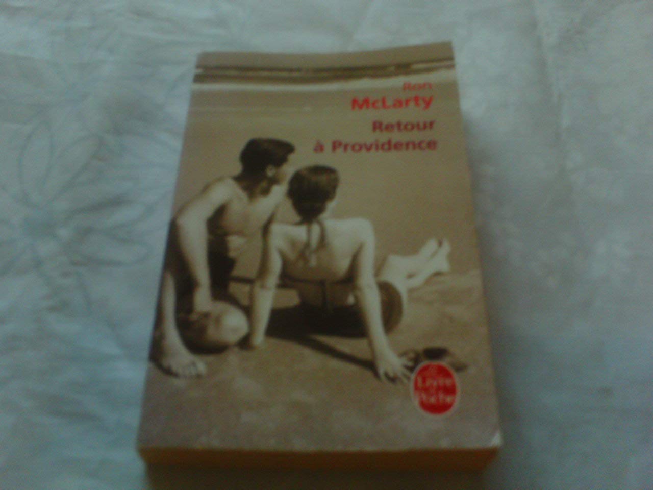 Retour à Providence 9782253126508