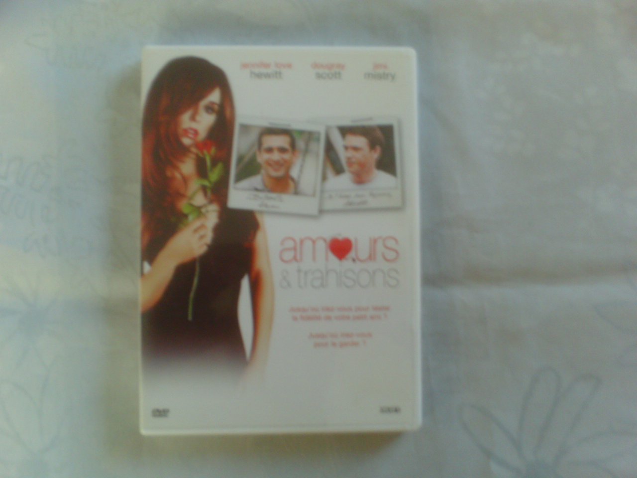 AMOURS ET TRAHISONS 3760103406099