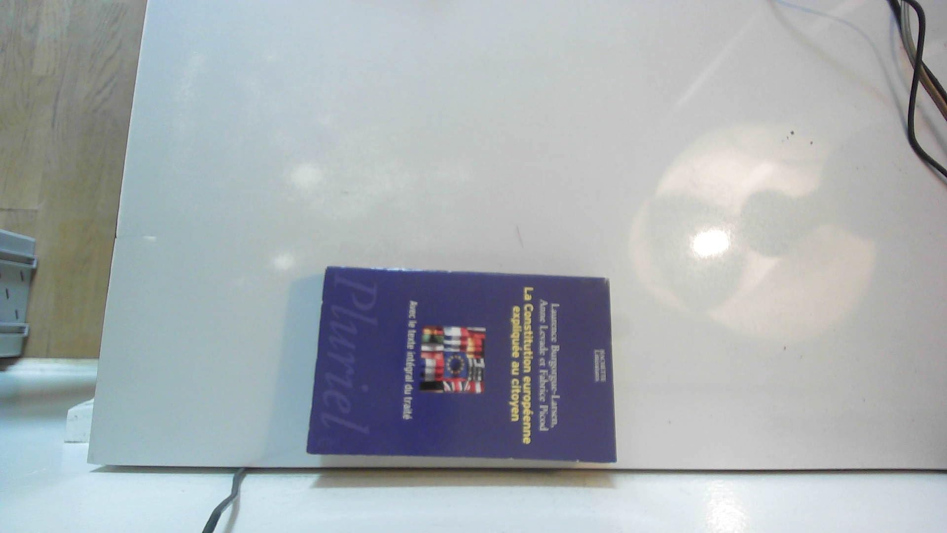 La Constitution européenne expliquée au citoyen 9782012792463