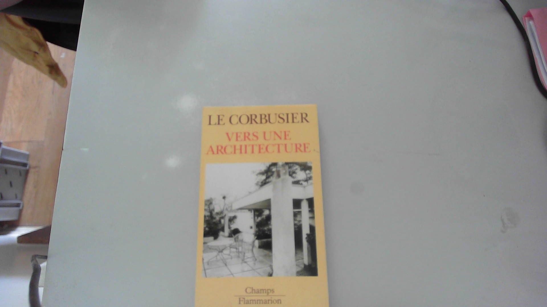 Vers une architecture 9782080816115