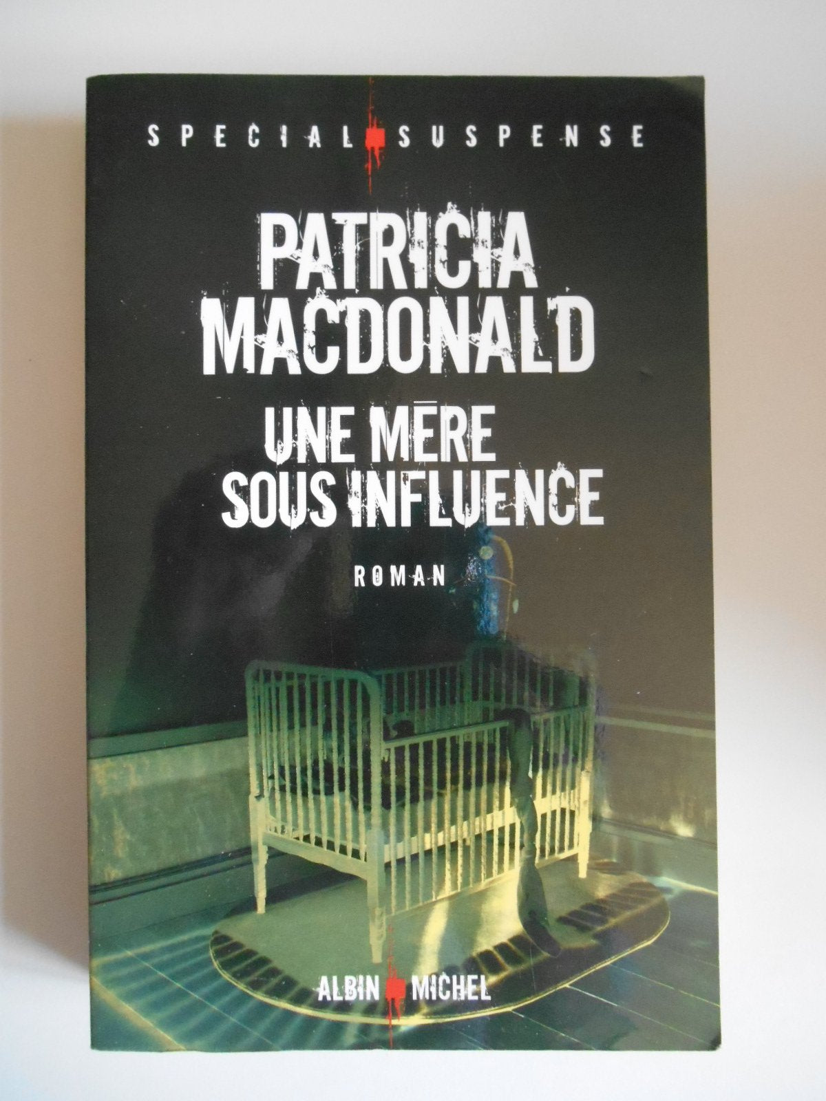 Une mère sous influence 9782226195685