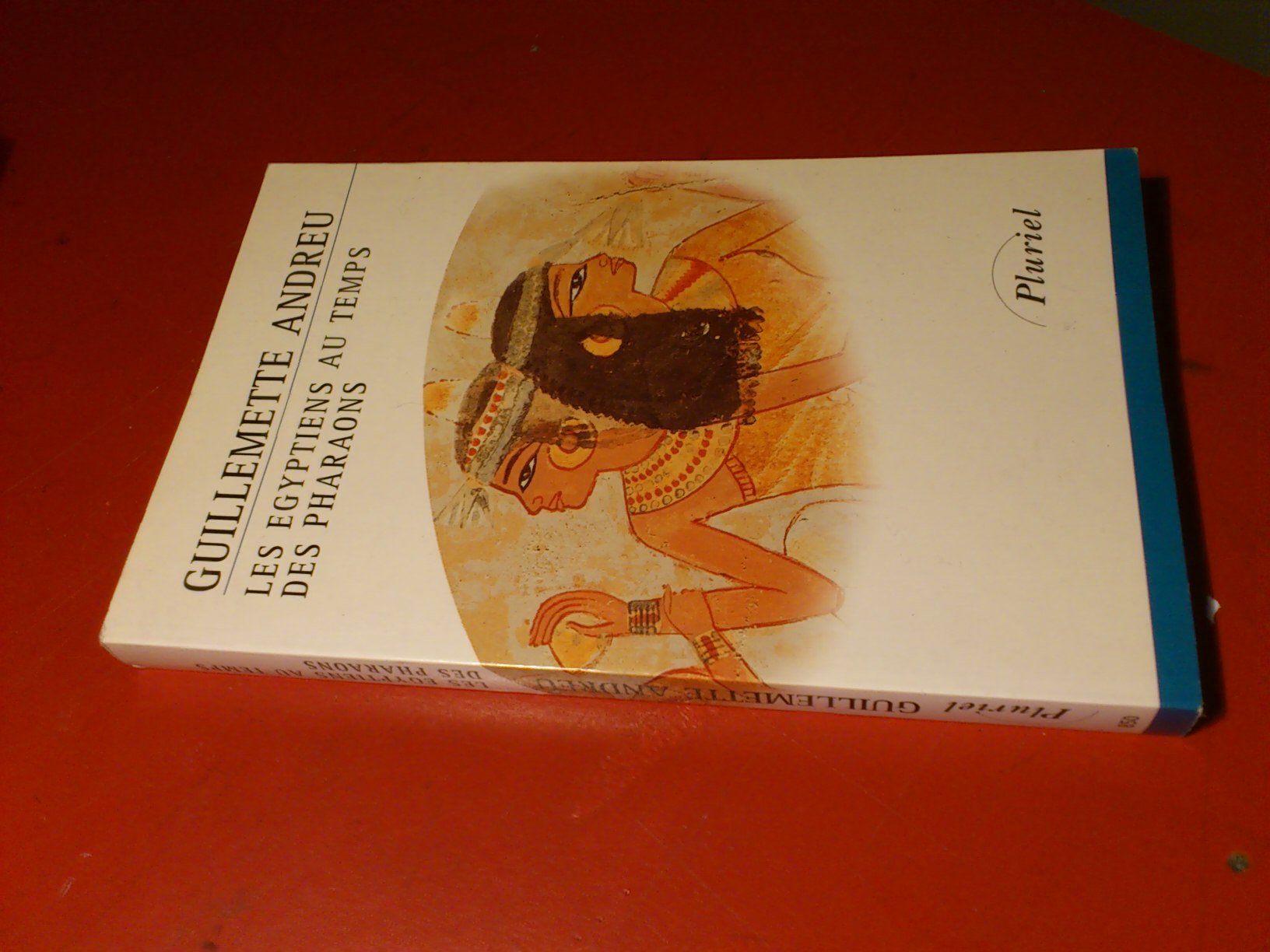 Les Égyptiens au temps des pharaons 9782012788503