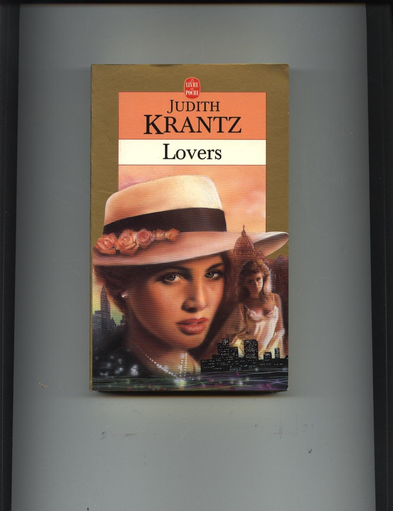 Lovers 9782253139898