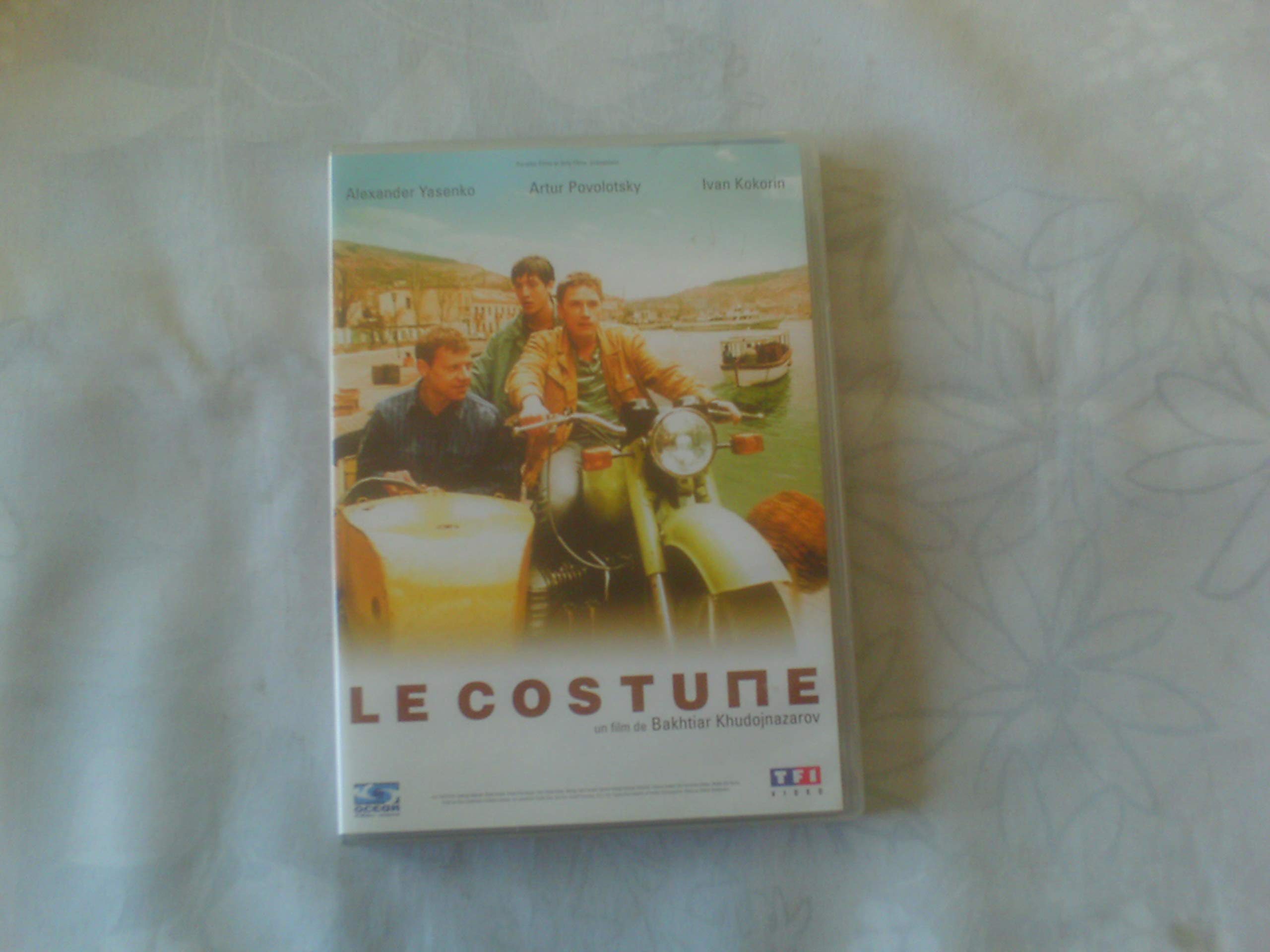 Le Costume 3384442041027