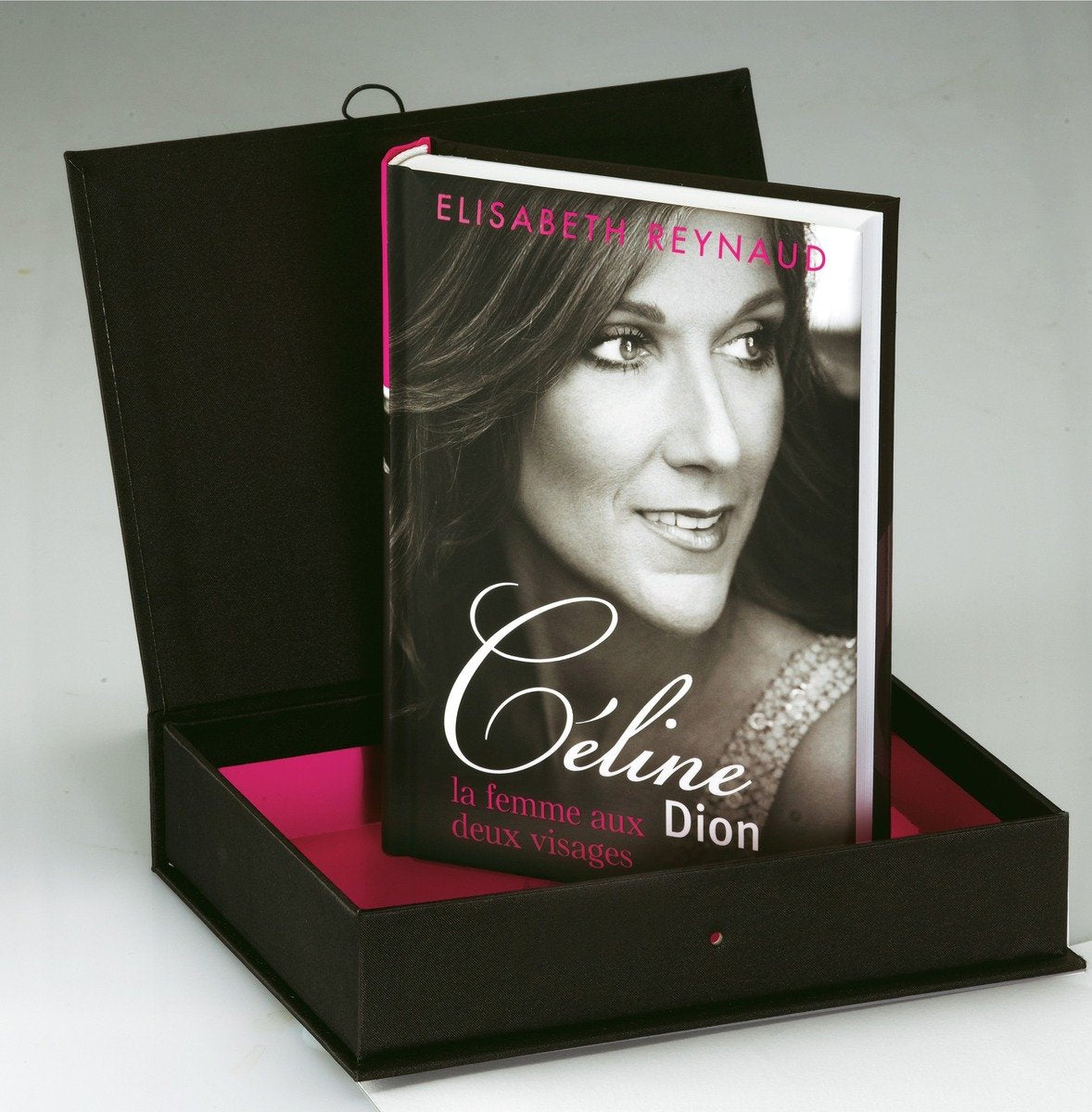 Céline Dion, la femme aux deux visages, sous coffret 9782298069730