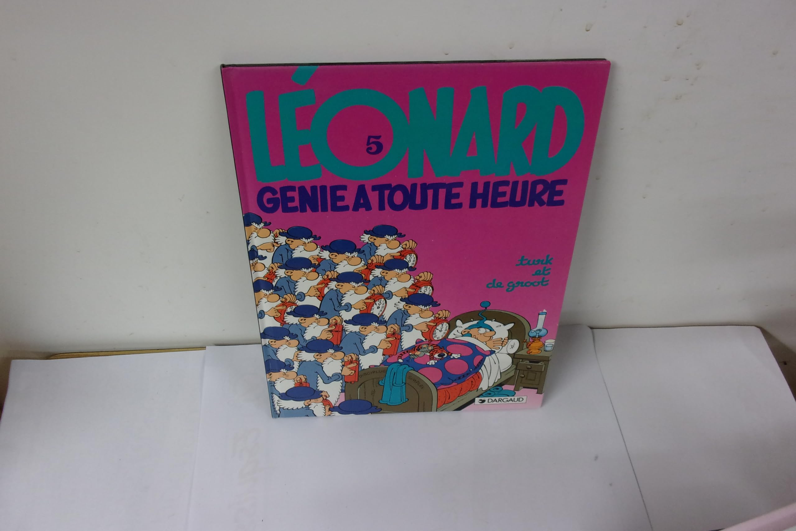 LEONARD GENIE A TOUTE HEURE 9782205032123