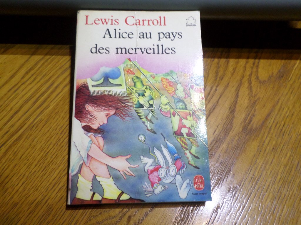 Alice au pays des merveilles 9782253025726