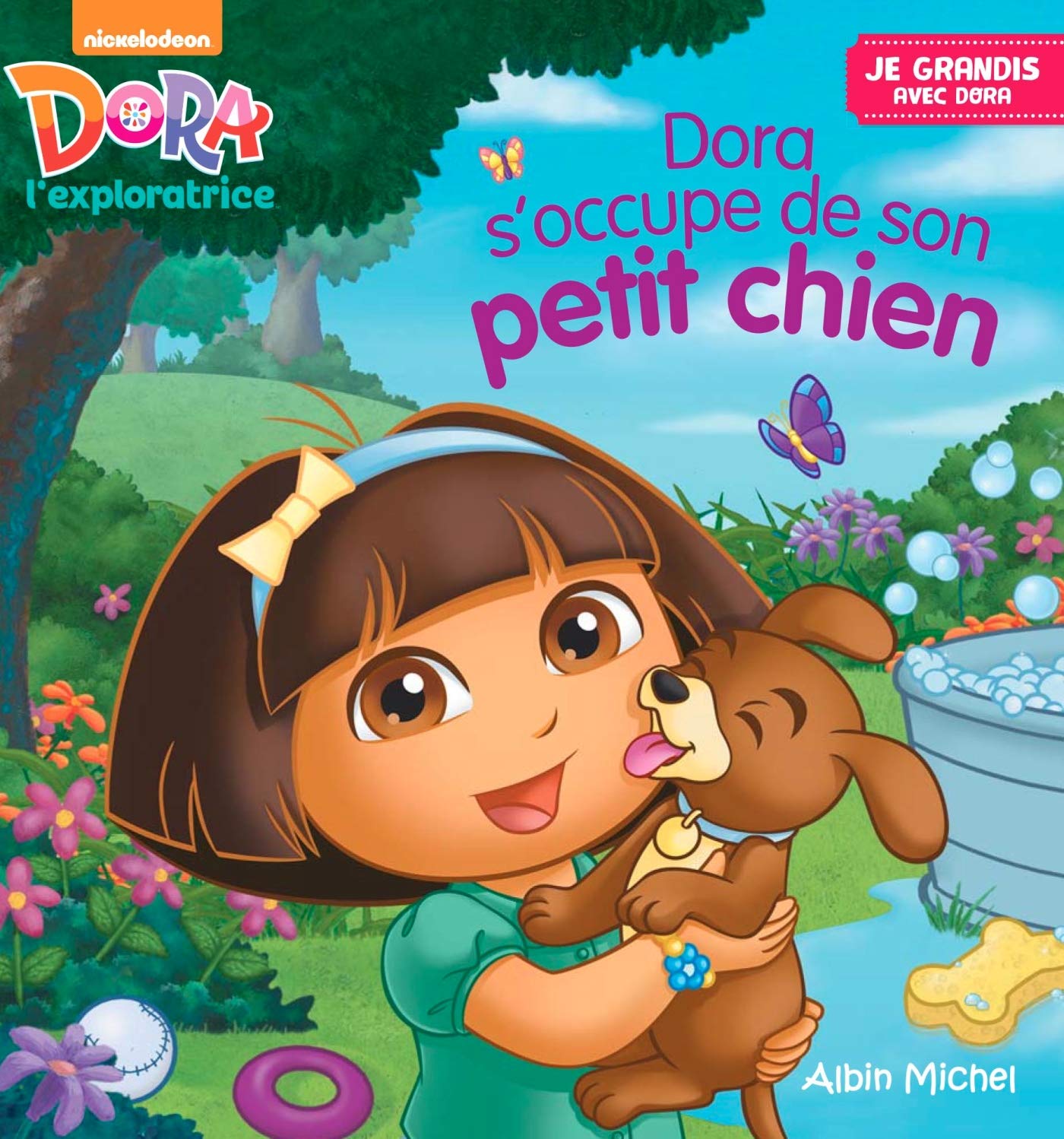 Dora s'occupe de son petit chien 9782226395368