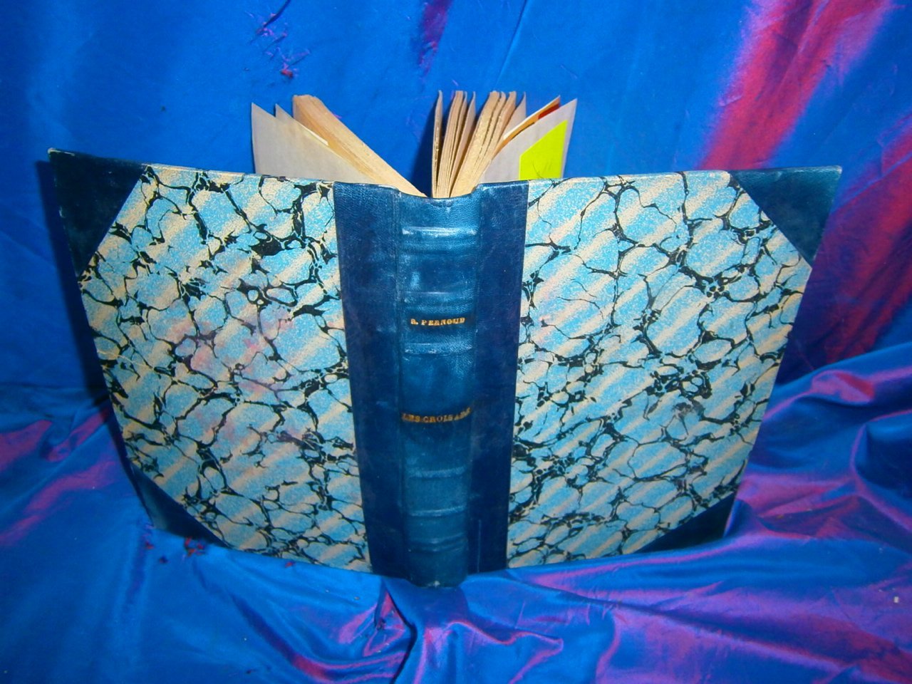 Les croisades 9782743434335