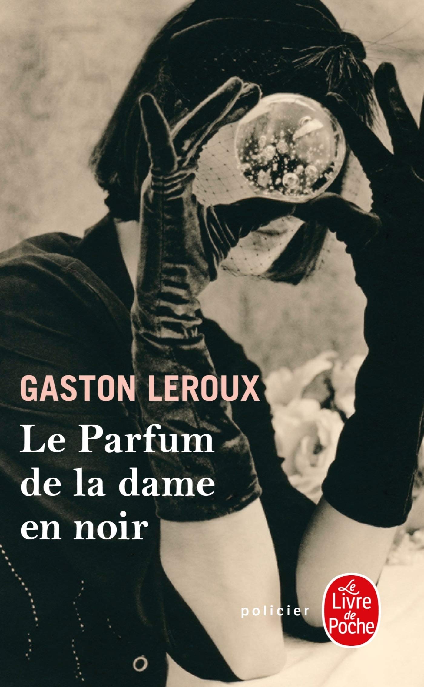 Le Parfum de la dame en noir 9782253009184