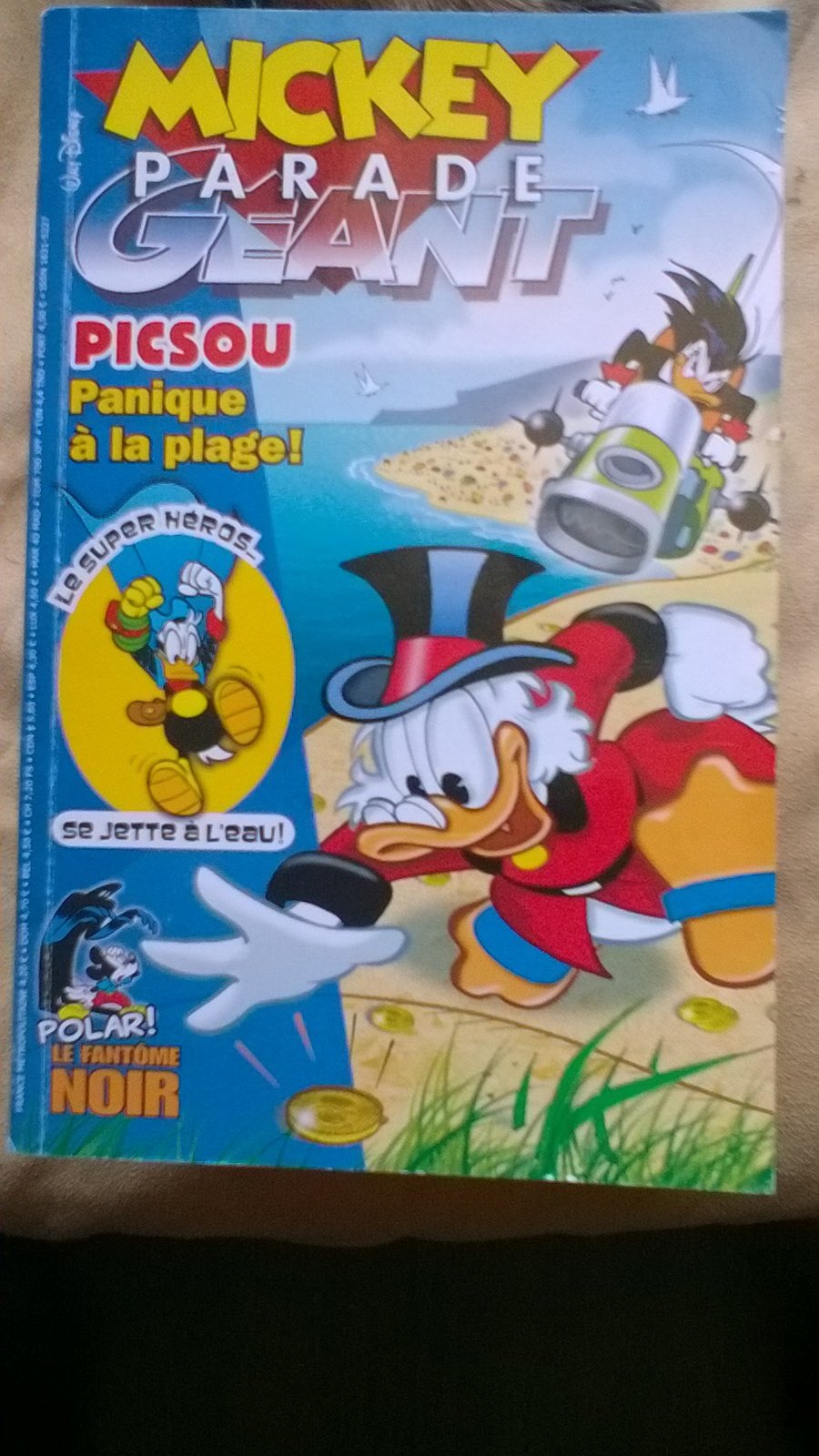 MICKEY PARADE GEANT n° 323 du Cinq Juillet 2011 : Picsou : Panique à la plage !