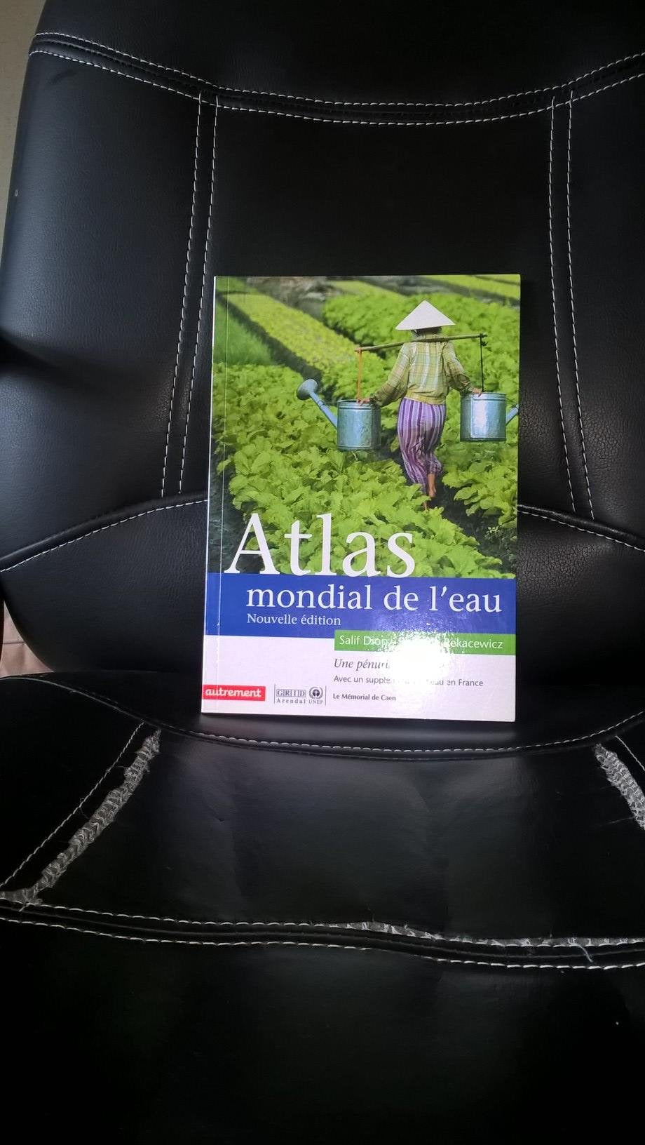 ATLAS MONDIAL DE L'EAU 9782746705241