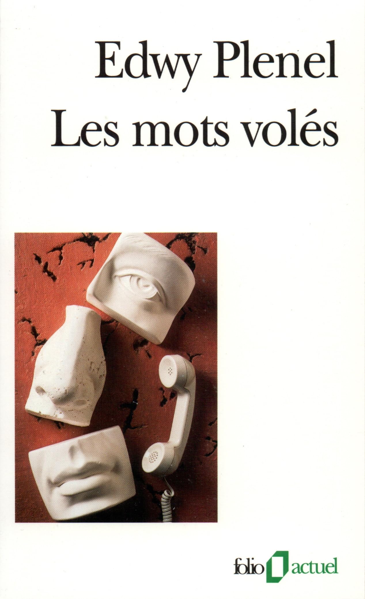Les Mots volés 9782070405824