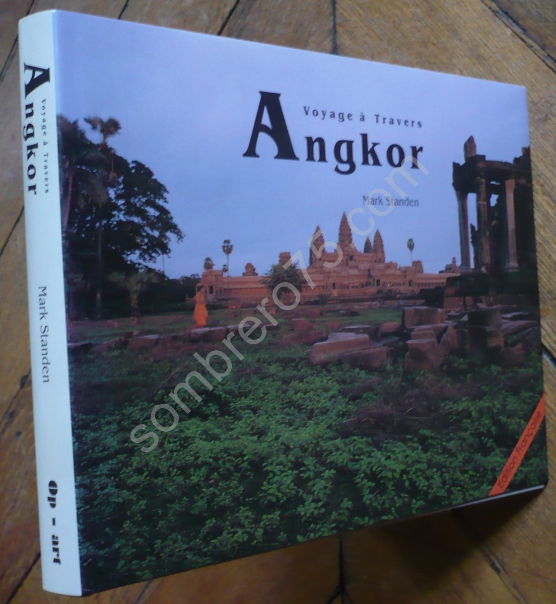 Angkor : voyage à travers Angkor 9789742535018