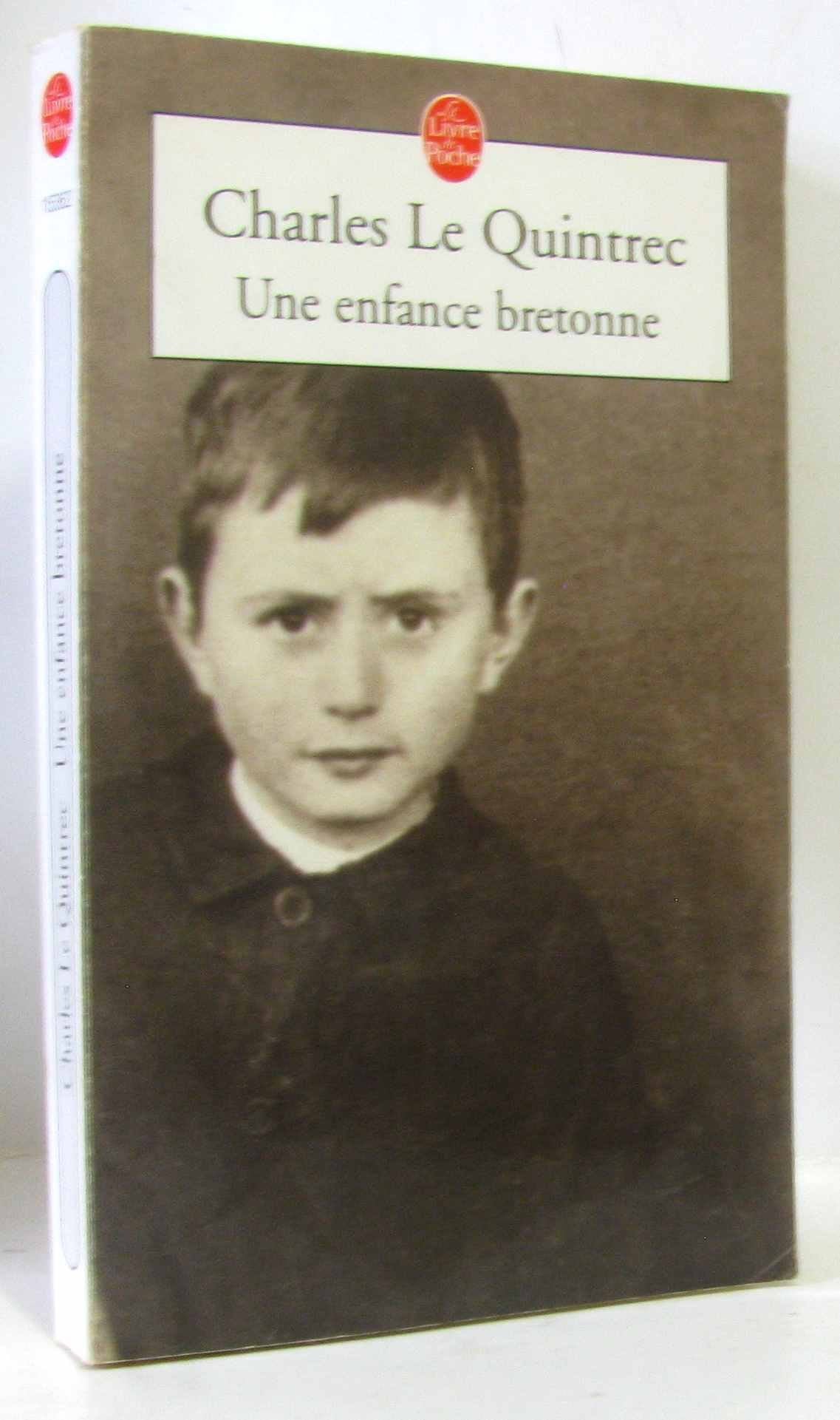 Une enfance bretonne 9782253153627