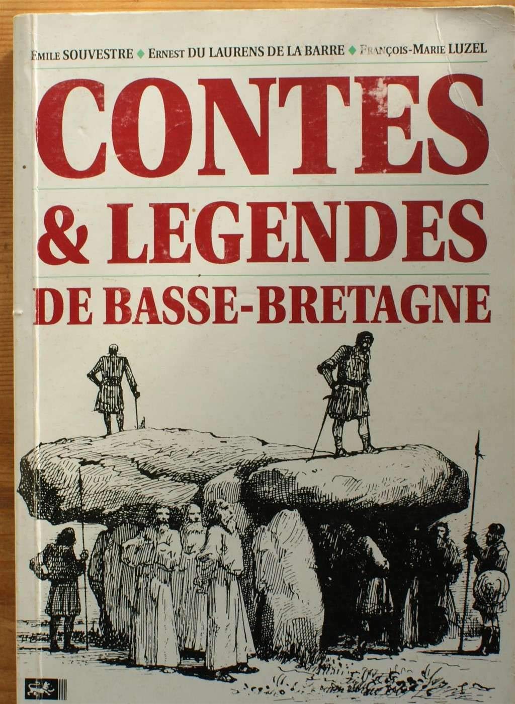 Rosnoen a travers l'histoire 9782906992207