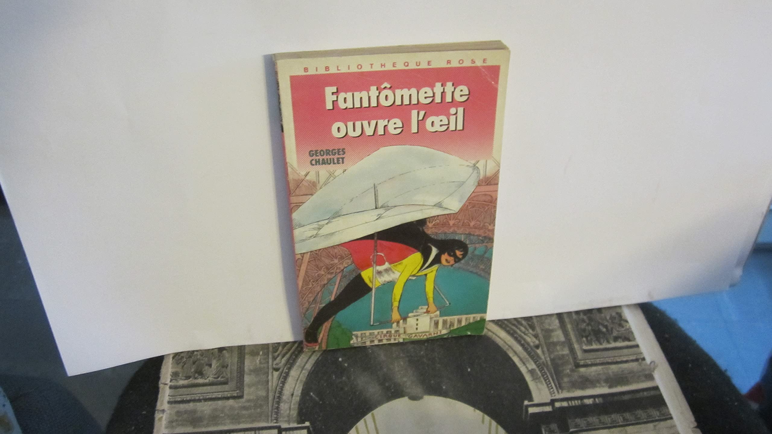 FANTOMETTE OUVRE L OEIL 9782010138249