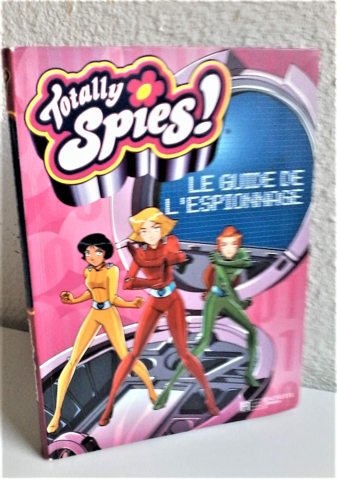 Le guide de l'espionnage 9782012251823