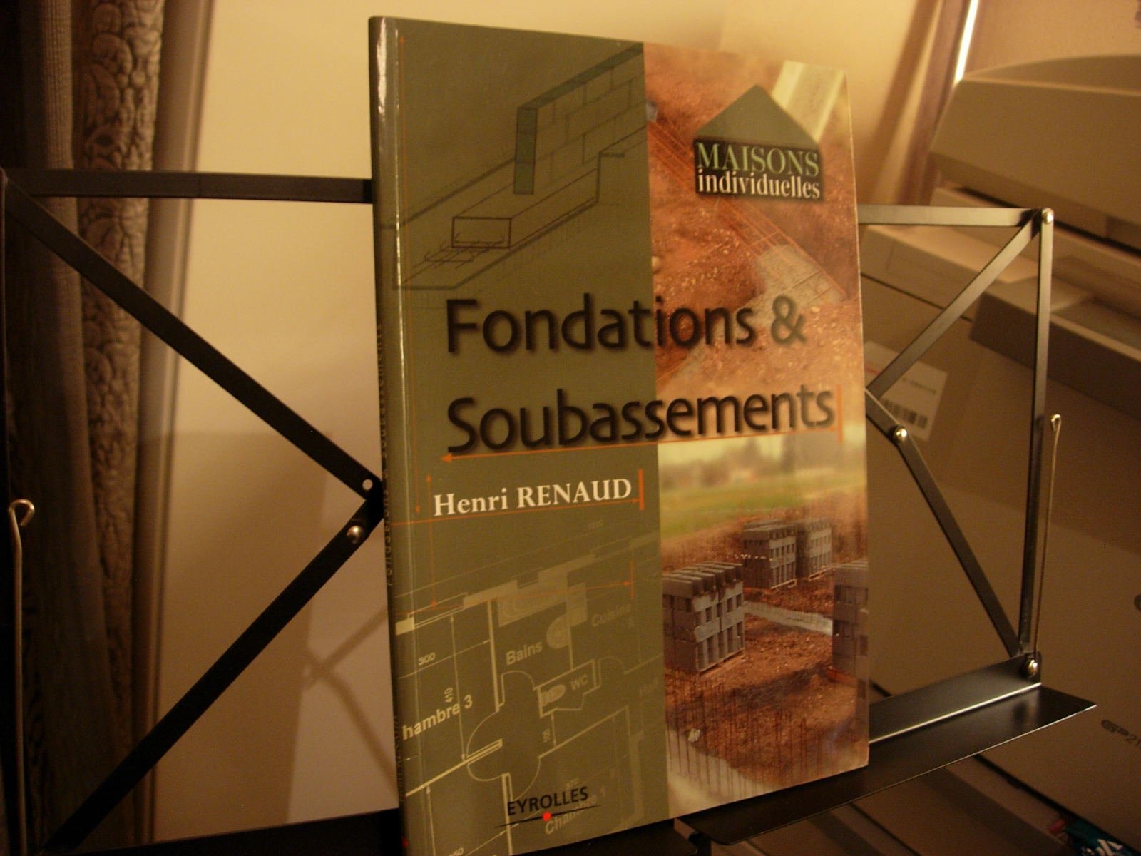 Fondations et Soubassements 9782212111248
