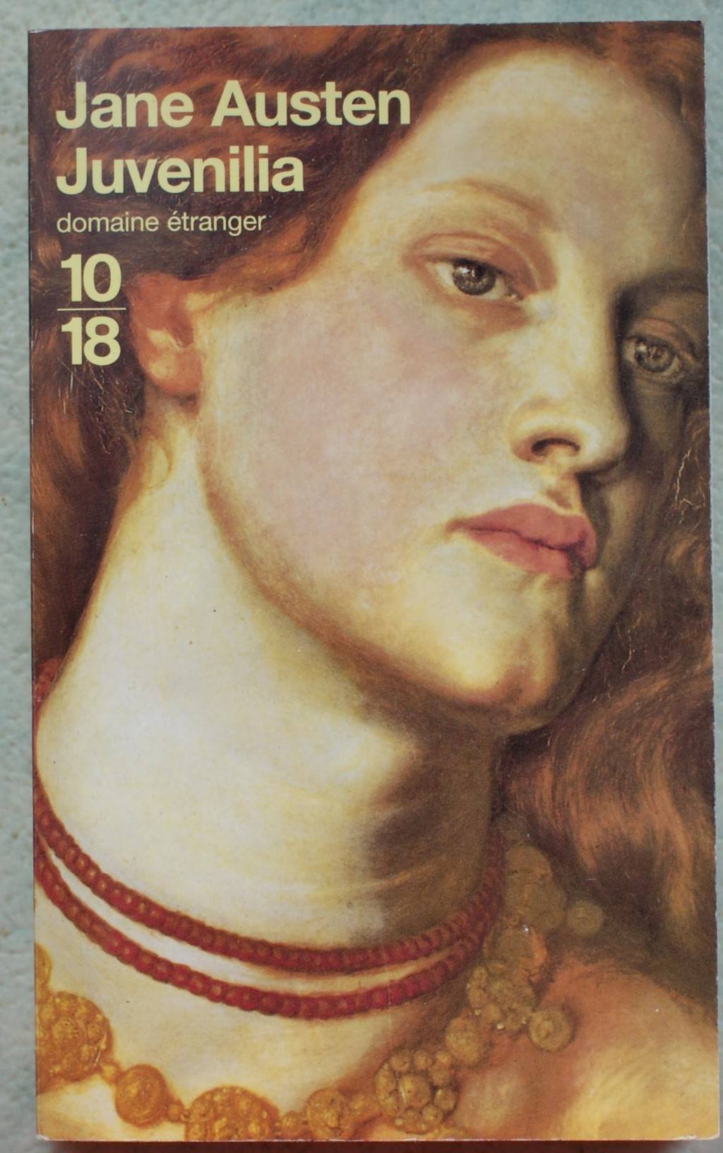 Juvenilia 9782264025289