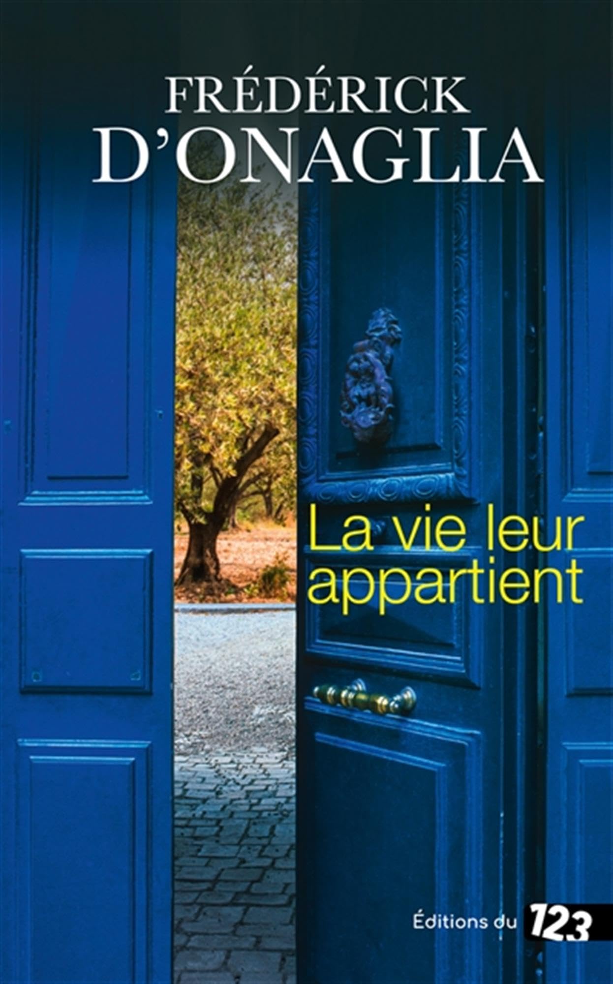 La vie leur appartient (1) 9782376100874