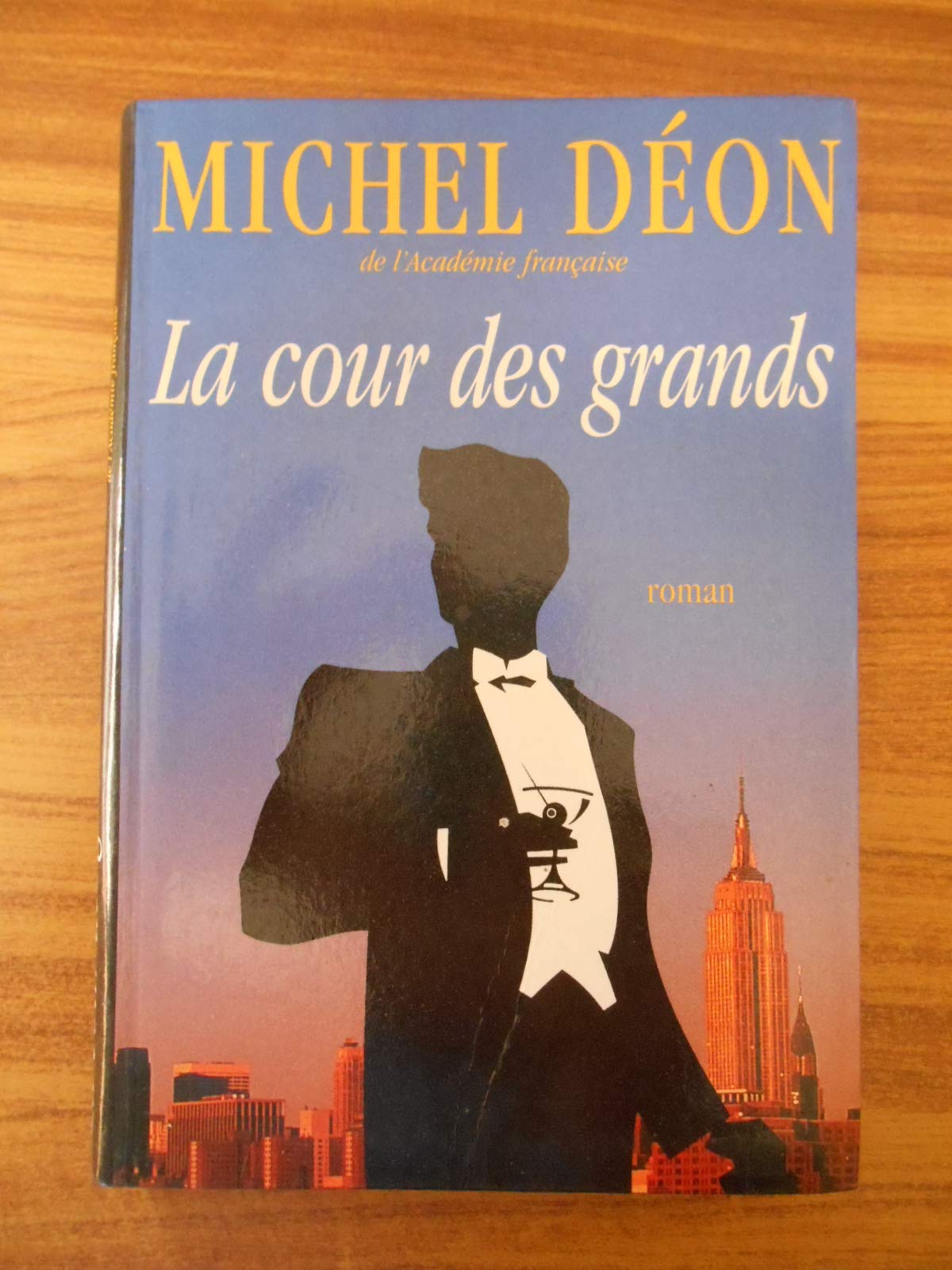 La cour des grands. 9782286116958