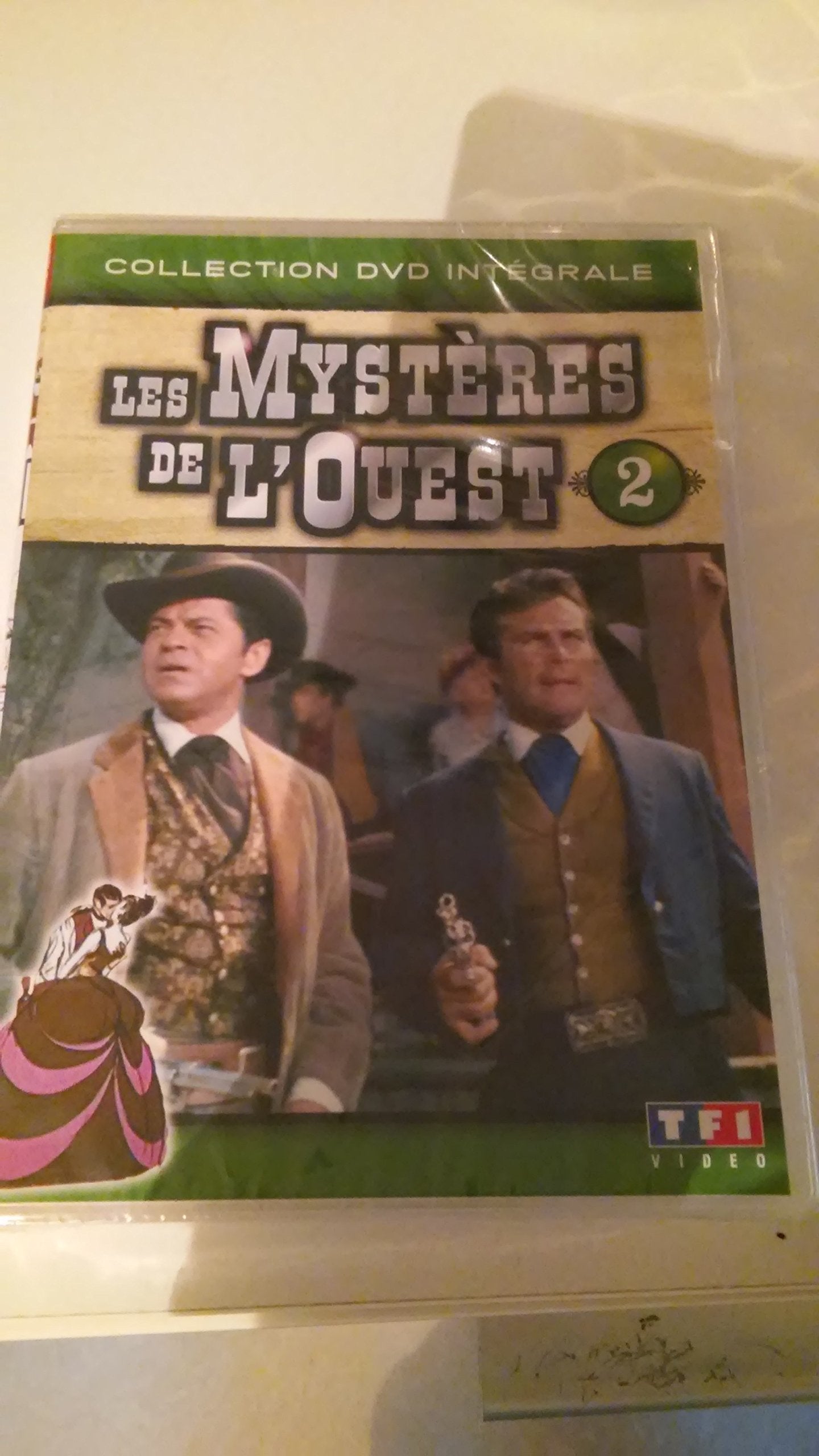 Les Mysteres de l'Ouest - saison 2 épisodes 5 à 8 - La nuit des revenants, La nuit de la soucoupe volante, La nuit du poison, La nuit des bagnards 3384442144674