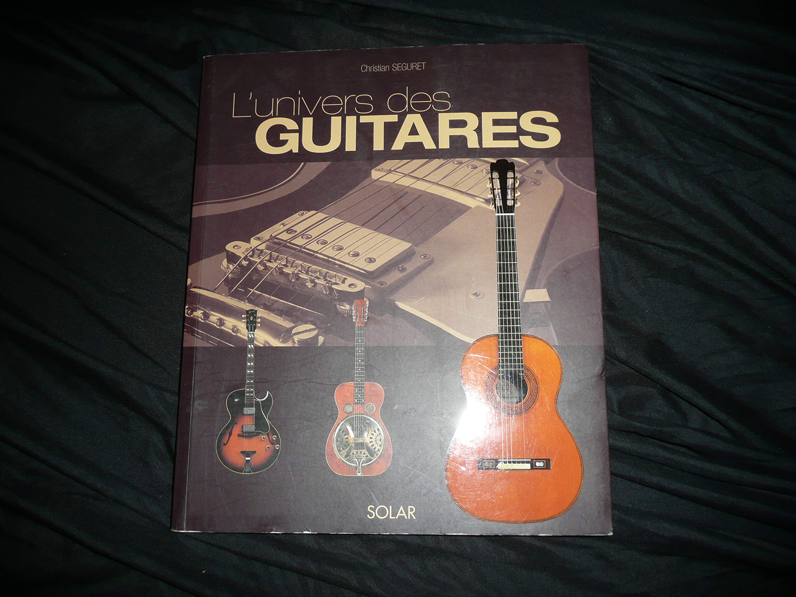 L'Univers des guitares 9782263033438