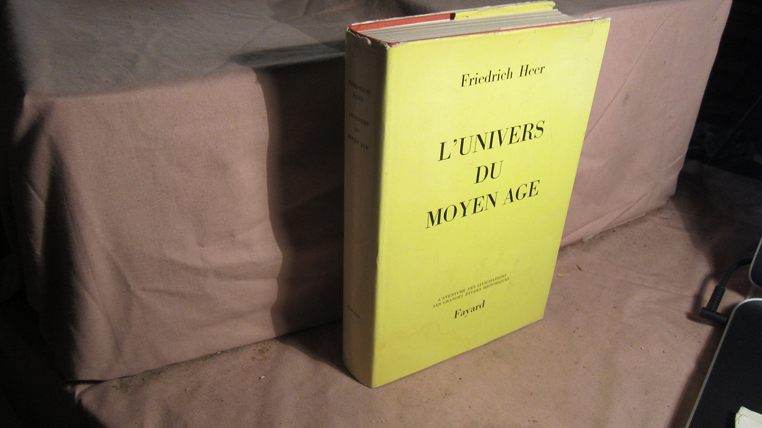 L'univers du Moyen Âge.