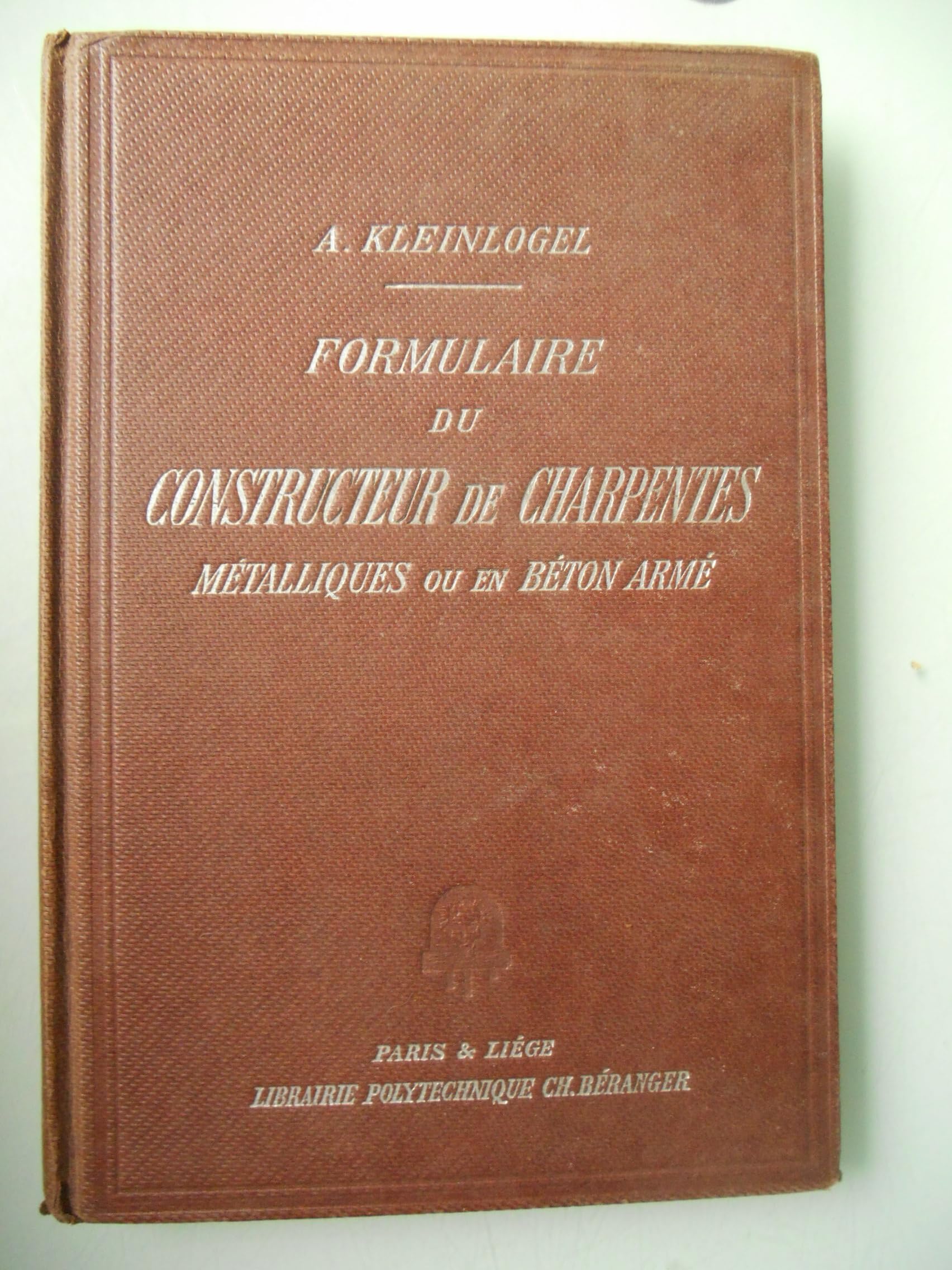 Formulaire du constructeur de charpentes métalliques ou en béton armé