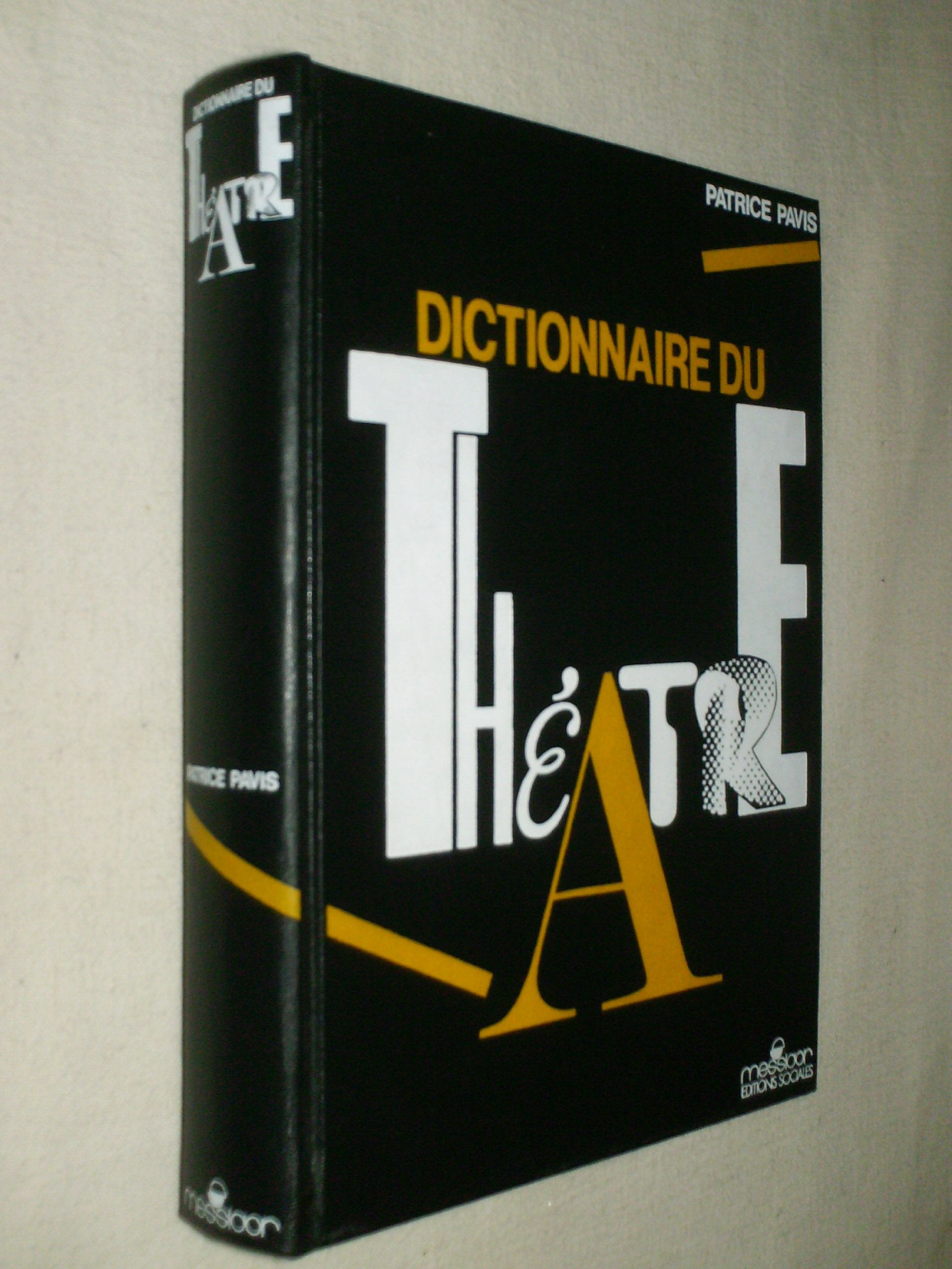 Dictionnaire du théâtre 9782209059188
