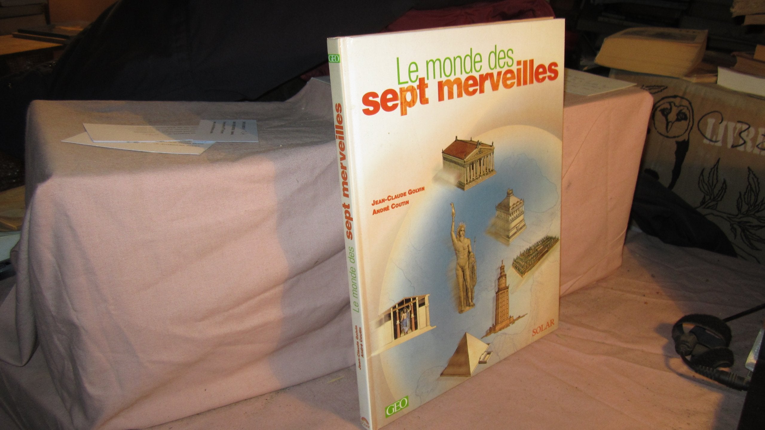 Le Monde des 7 merveilles 9782263029974