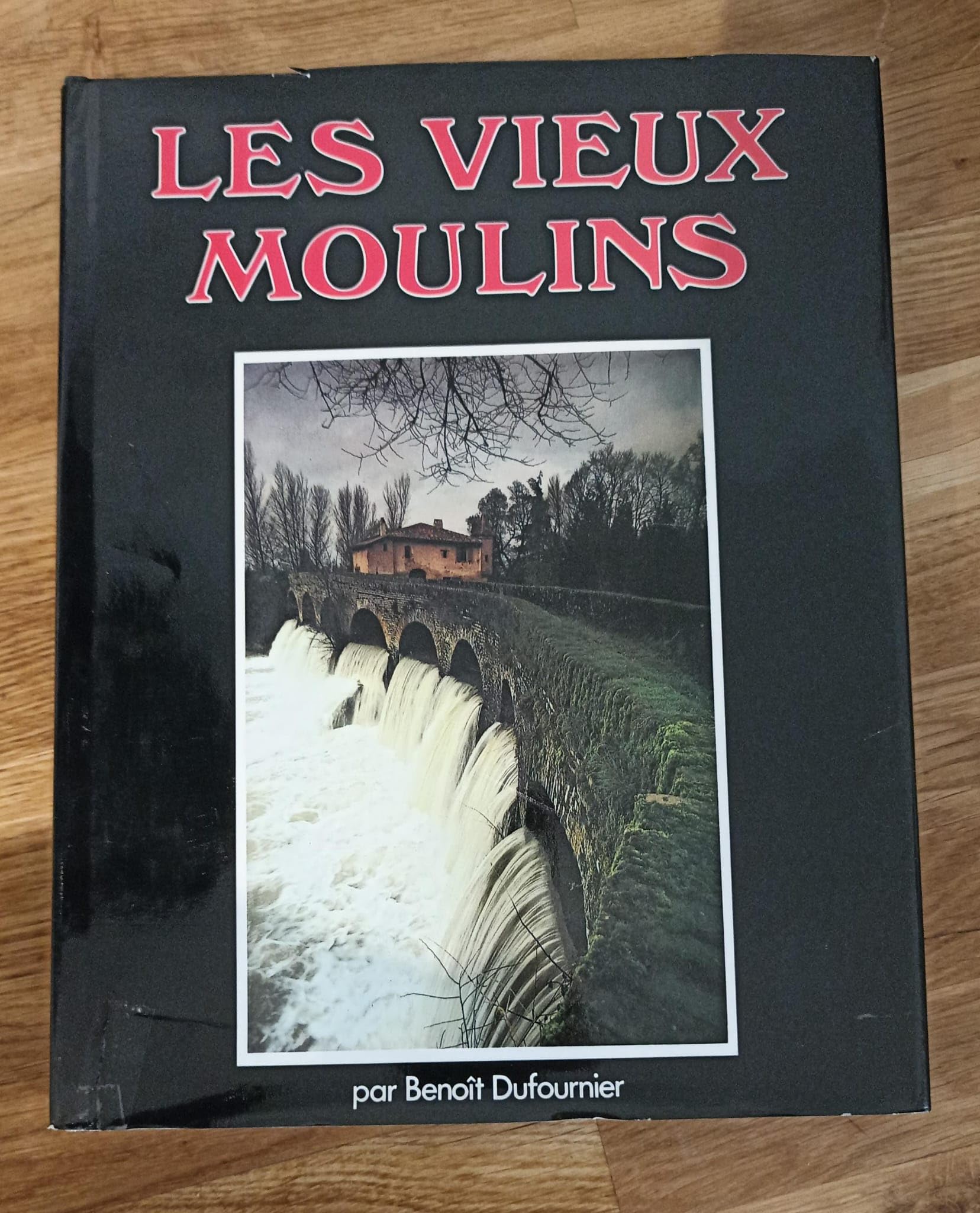LES VIEUX MOULINS.ENERGIES D'AUTREFOIS