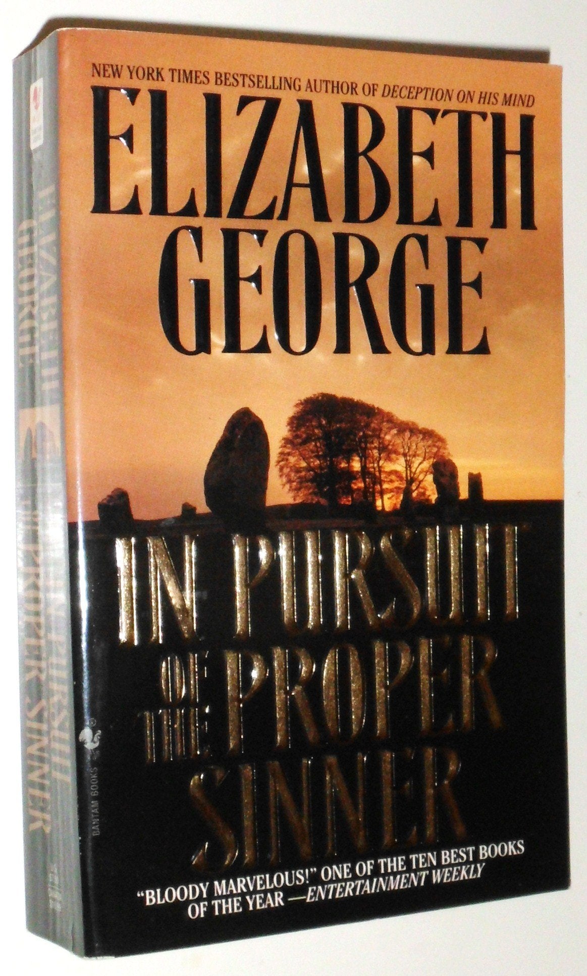 In Pursuit of the Proper Sinner 9780553575101