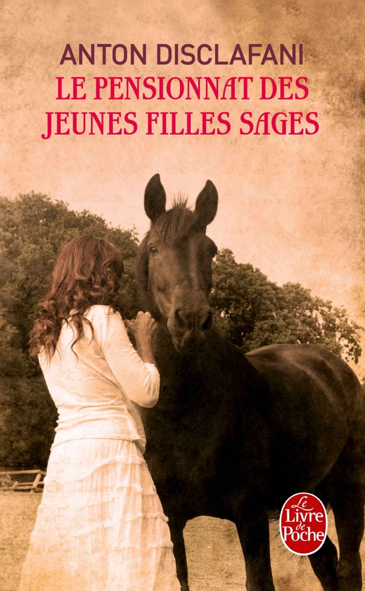 Le Pensionnat des jeunes filles sages 9782253179344