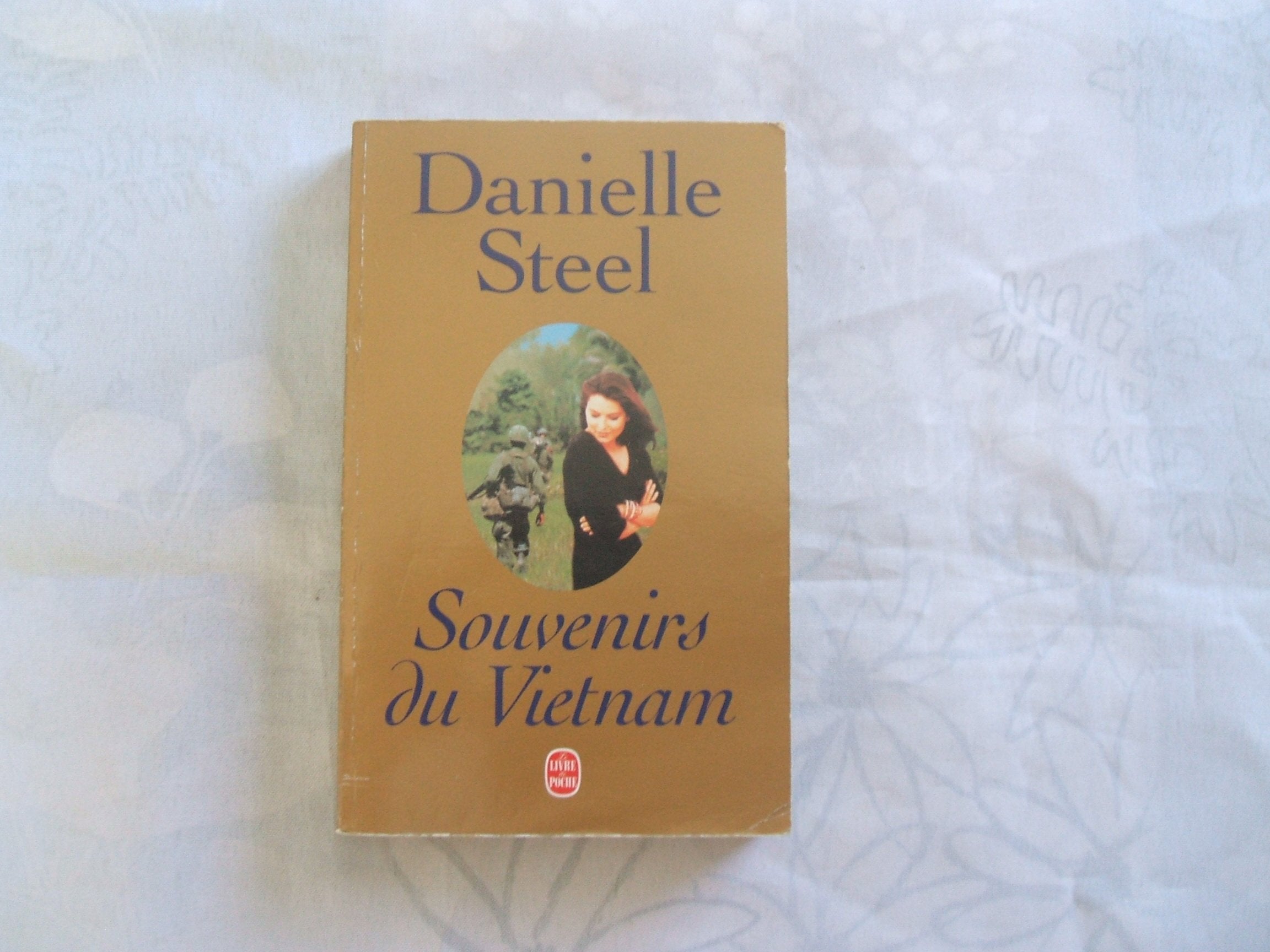 Souvenirs du Vietnam 9782253135890