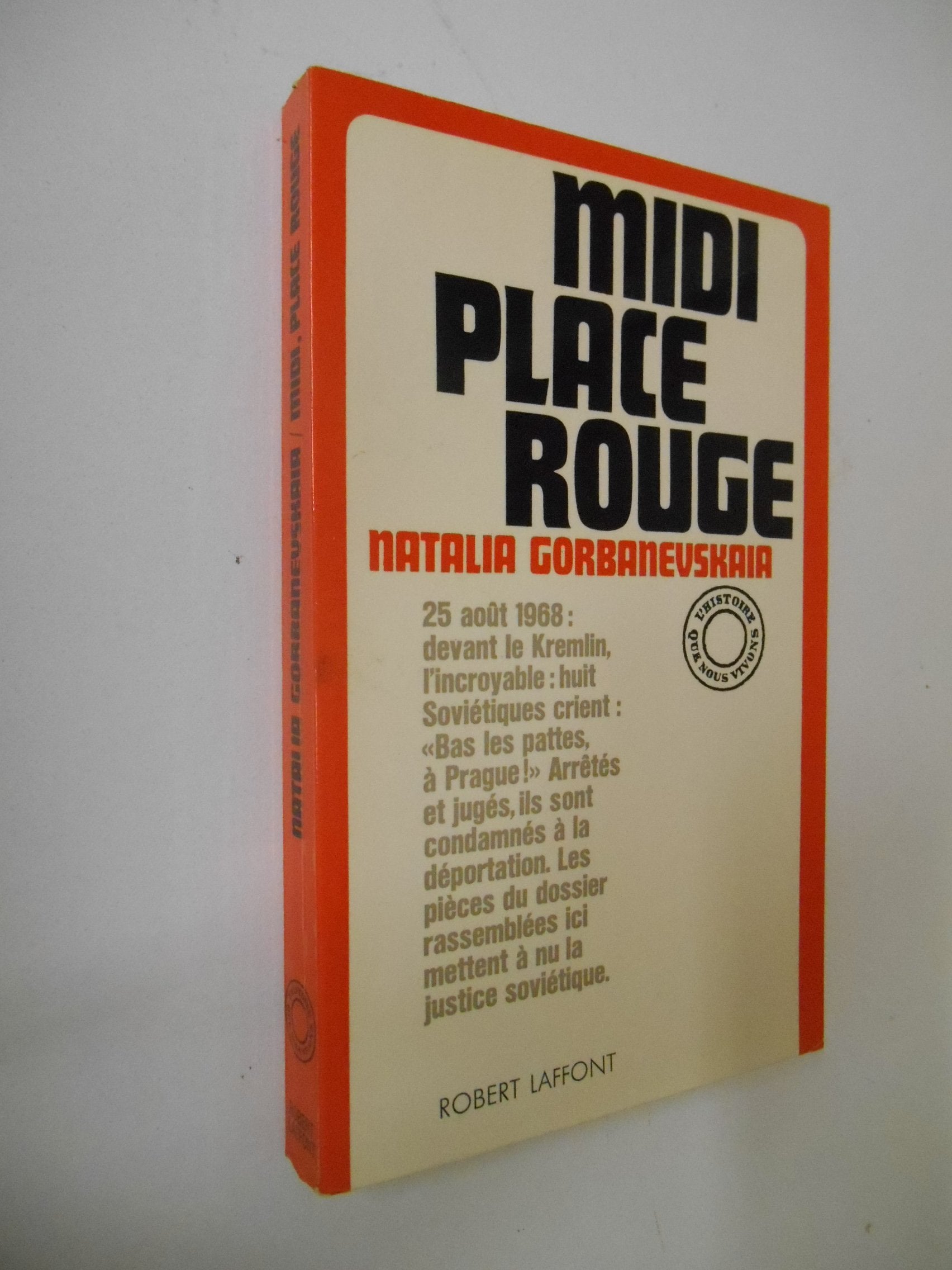 Midi place rouge / Corbanevskaia, Natalia / Réf: 26584