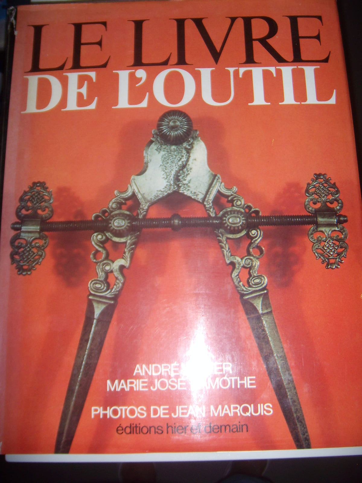 Le Livre de l'outil 9782859408602