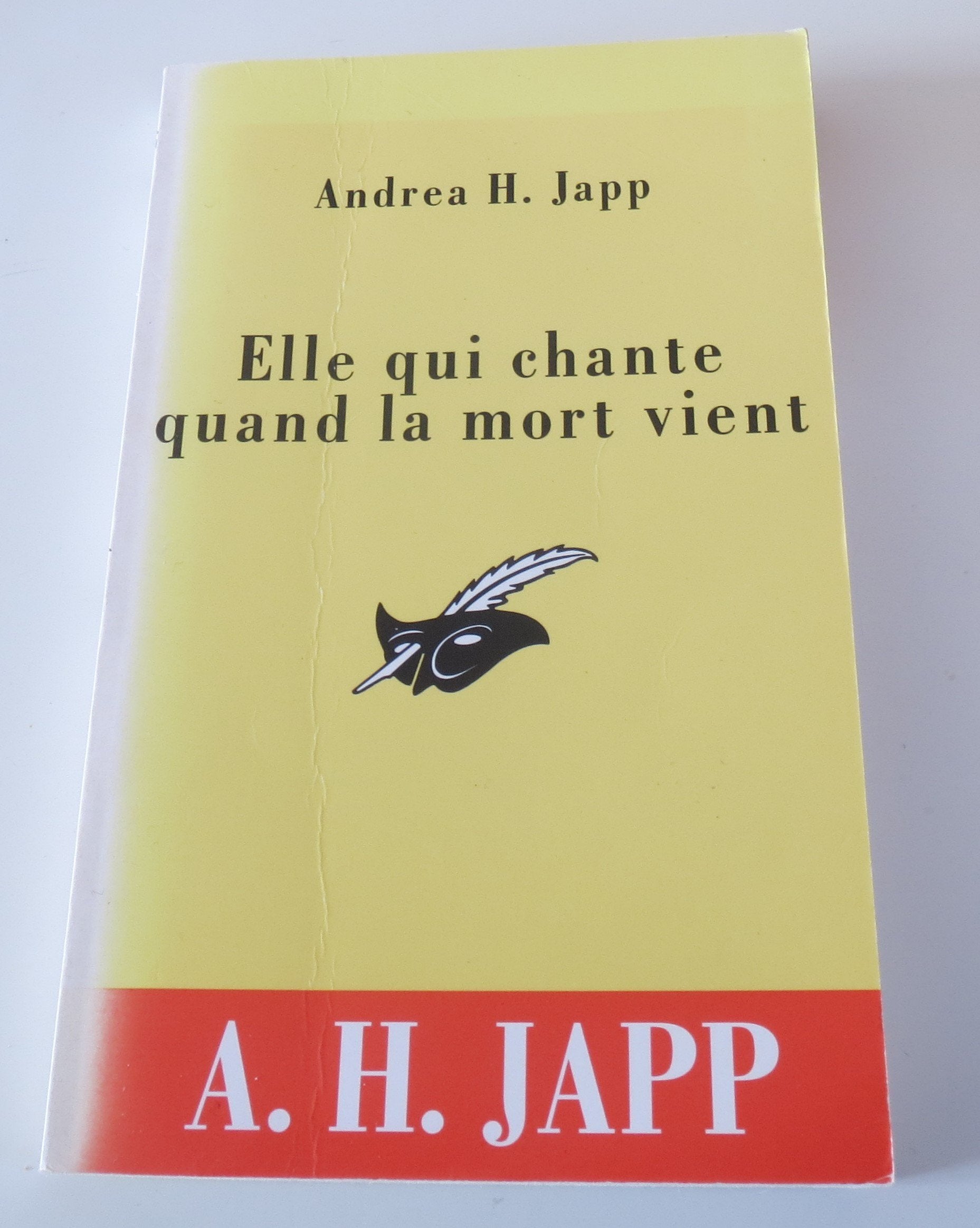 Elle qui chante quand la mort vient 9782702423233