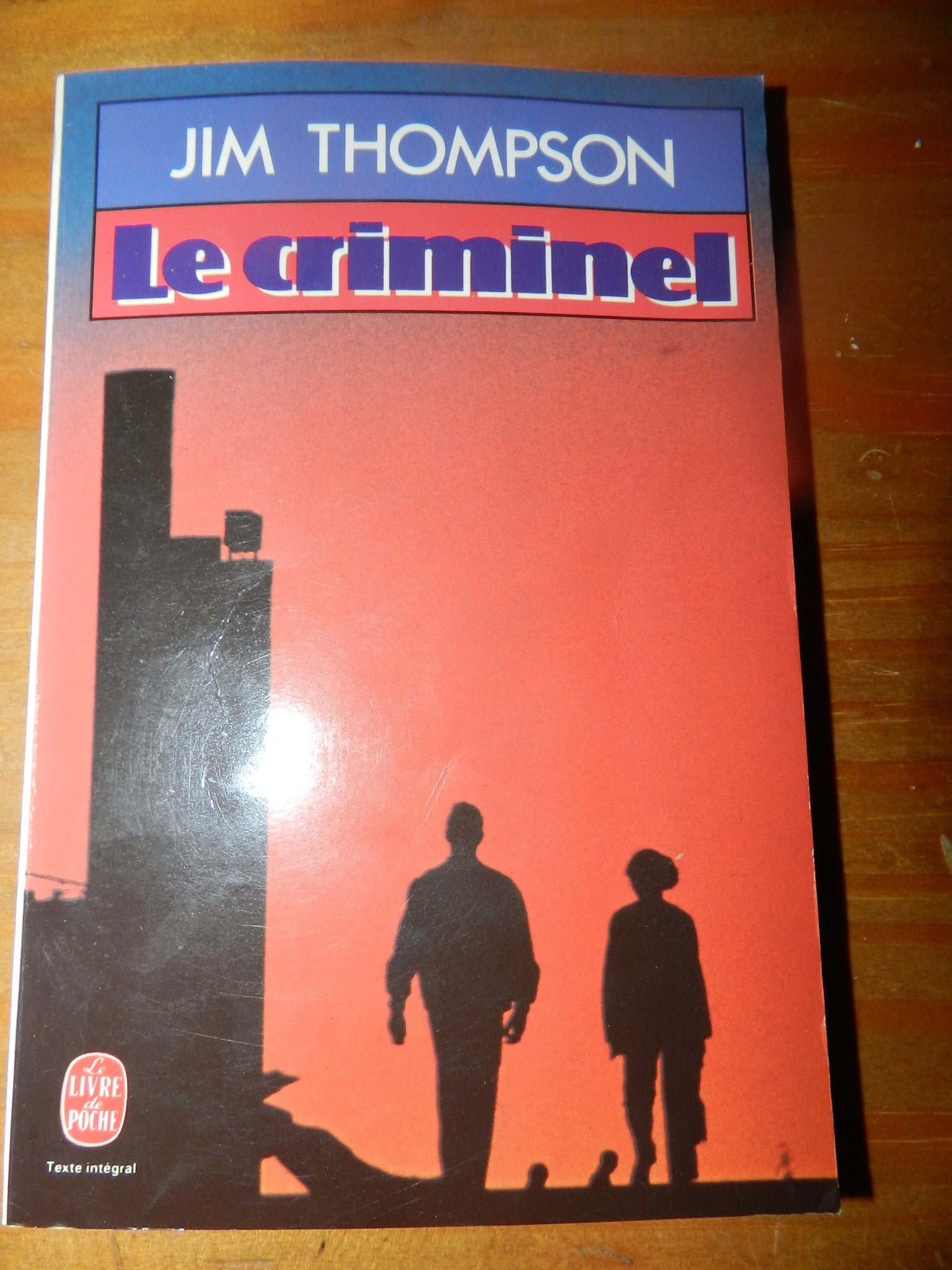 LE CRIMINEL 9782253035619