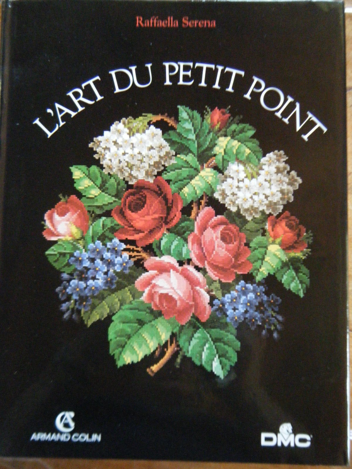 ART DU PETIT POINT 9782200372941