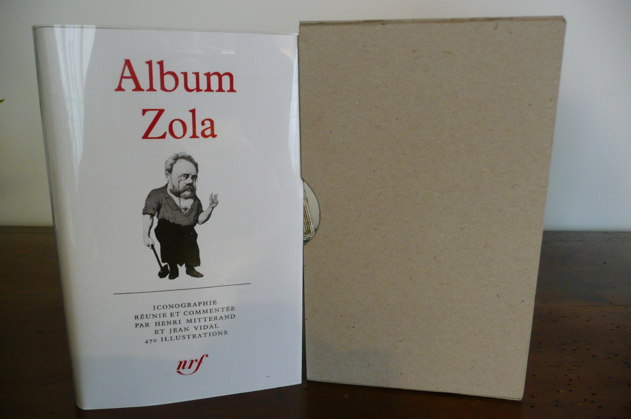ALBUM ZOLA