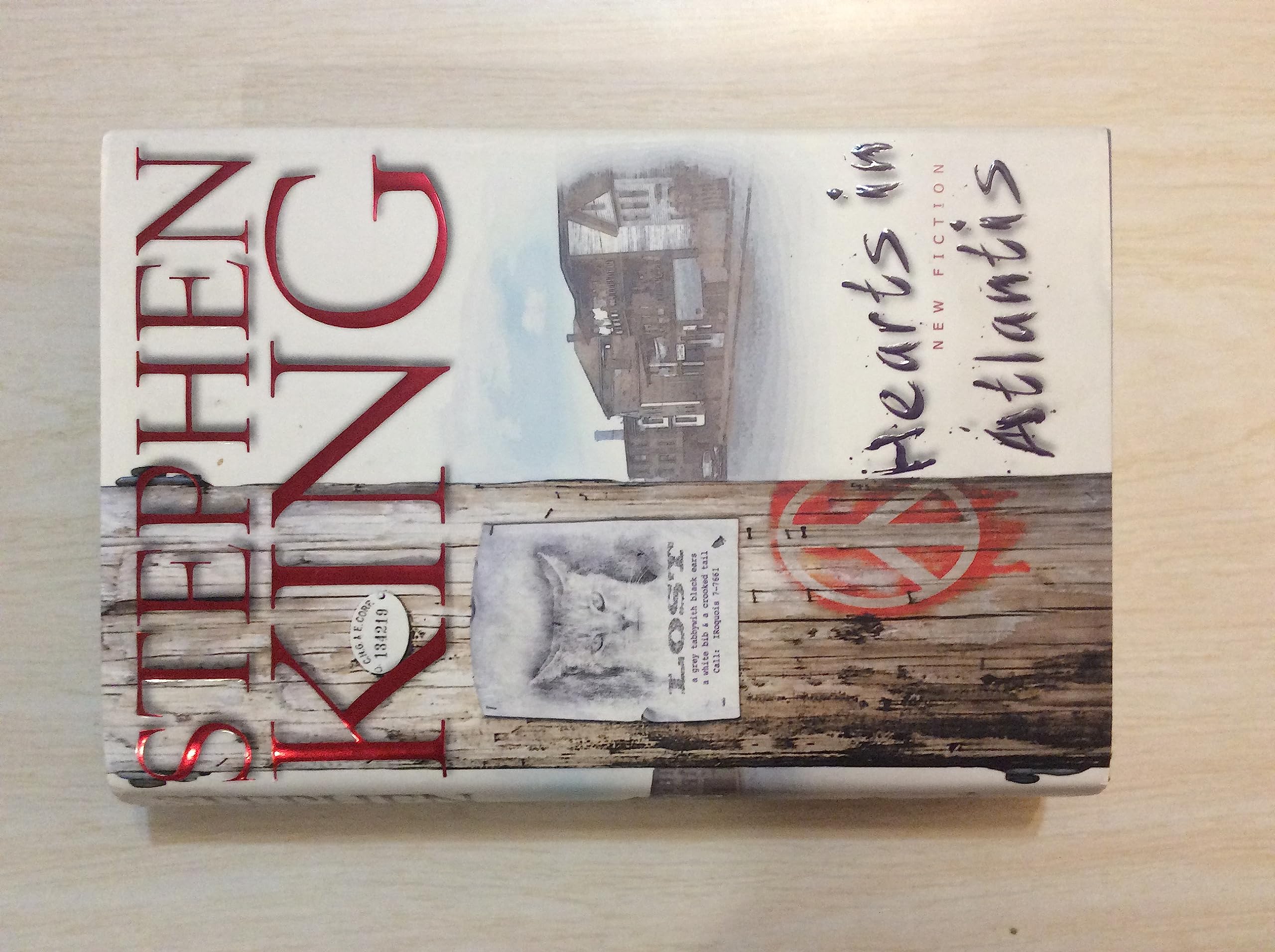 Hearts in Atlantis 9780684853512